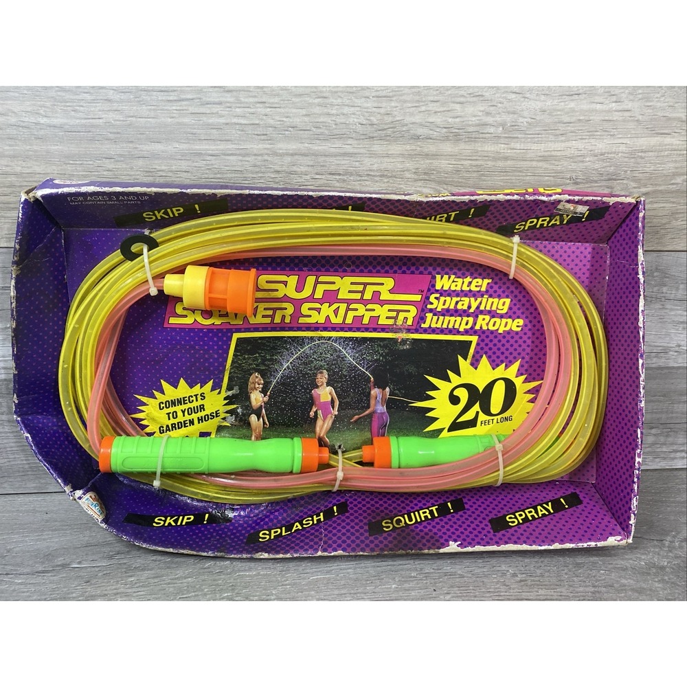 Super Soaker Skipper 1992 Larami Water Spraying Jump Rope‎ 20' Long FunRise Toy